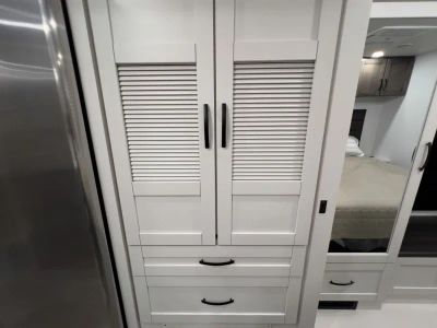 2026 Entegra VISION XL — photo 16 view