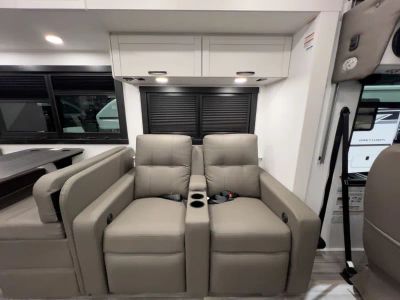 2026 Entegra VISION XL — photo 13 view