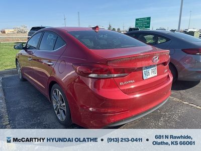 2017 Hyundai Elantra - Photo 7