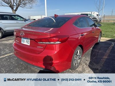 2017 Hyundai Elantra - Photo 8
