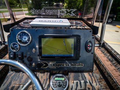 2021 Xpress H24B - Photo 22