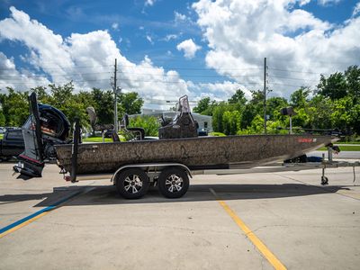 2021 Xpress H24B - Photo 3