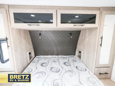2026 Grand Design Imagine XLS — photo 10 view