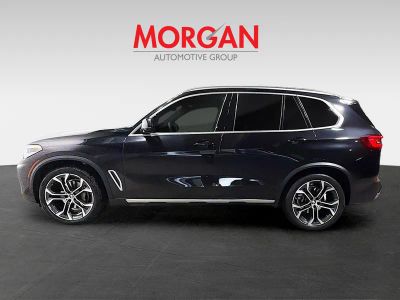 2021 BMW X5 — engine compartment view