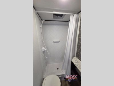 2025 Dutchmen RV Aspen Trail LE - Photo 17