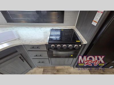 2025 Dutchmen RV Aspen Trail LE - Photo 11