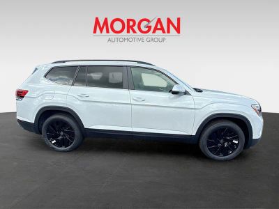 2026 Volkswagen Atlas — photo 8 view