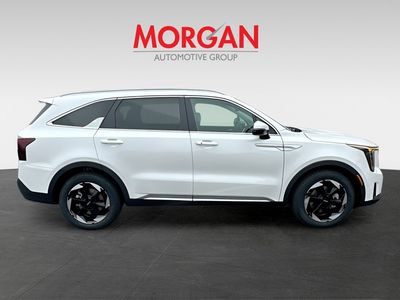 2026 Kia Sorento Hybrid - Photo 8