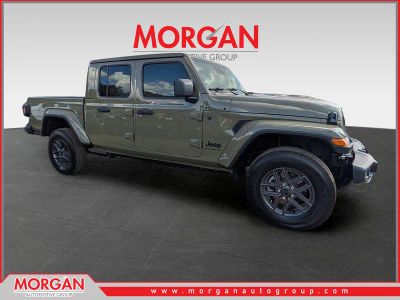 2026 Jeep Gladiator Sport S in Green — front three-quarter view