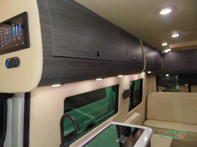 2025 OGV Luxury Coach V-RV - Photo 10