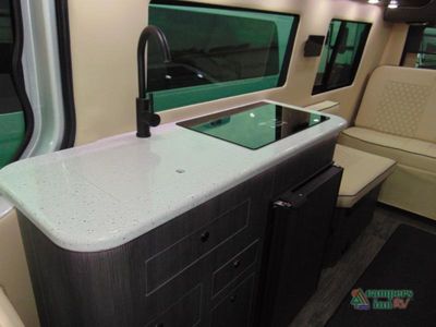 2025 OGV Luxury Coach V-RV - Photo 9