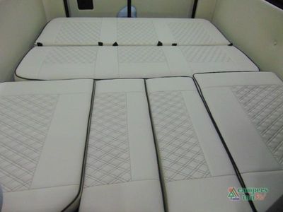 2025 OGV Luxury Coach V-RV - Photo 43