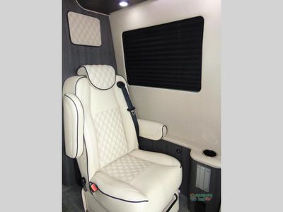 2025 OGV Luxury Coach V-RV - Photo 32