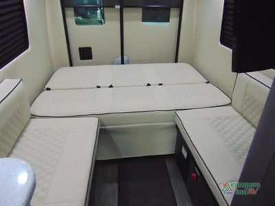 2025 OGV Luxury Coach V-RV - Photo 42