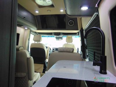 2025 OGV Luxury Coach V-RV - Photo 47