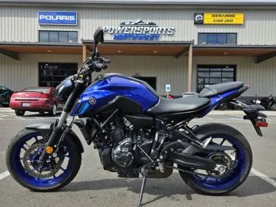 2023 Yamaha MT-07 — front three-quarter view