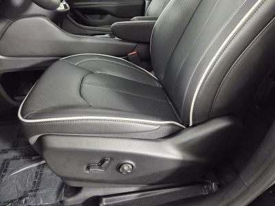2026 Chrysler Pacifica — photo 30 view
