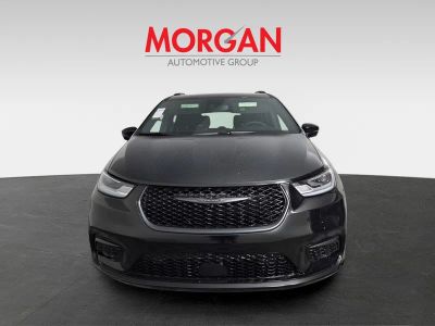 2026 Chrysler Pacifica — photo 9 view