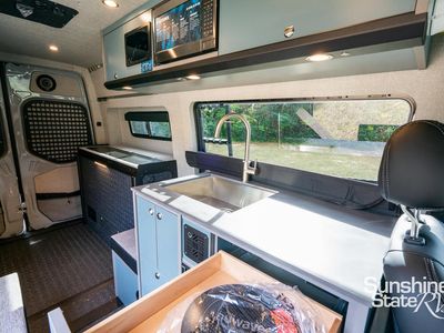 2026 OUTSIDE VAN — photo 7 view
