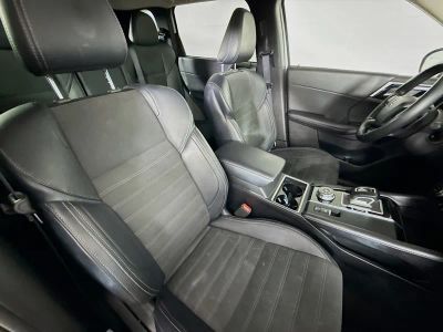 2024 Mitsubishi Outlander — photo 32 view