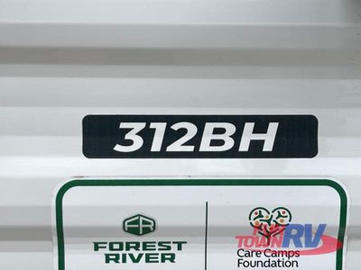 2026 EAST TO WEST Della Terra - Photo 33