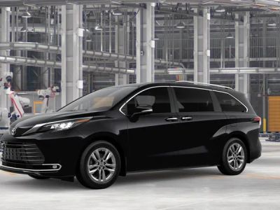 2026 Toyota Sienna - Photo 4