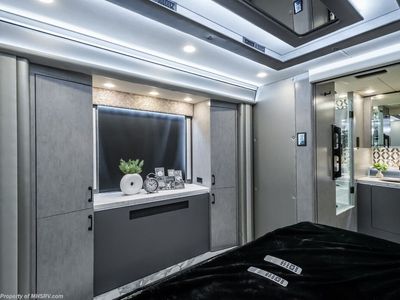 2027 Foretravel Realm Presidential Luxury Villa Bunk (LVB) W/ Spa - Photo 64
