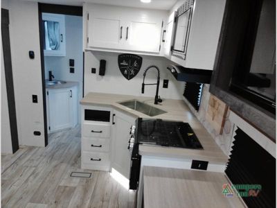 2026 Venture RV Sienna - Photo 21