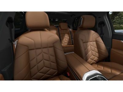 2026 BMW 760i - Photo 11