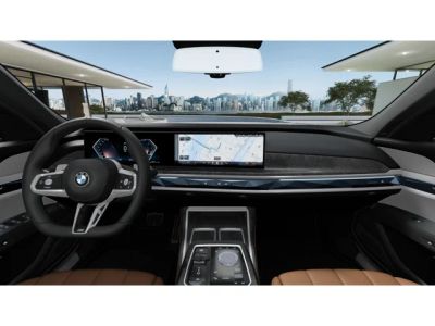 2026 BMW 760i - Photo 10