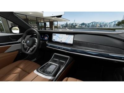 2026 BMW 760i - Photo 14