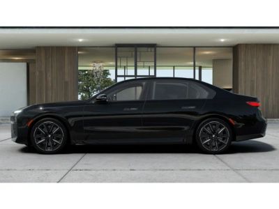 2026 BMW 760i - Photo 4