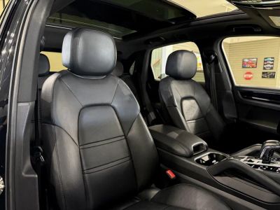 2020 Porsche Cayenne — photo 13 view