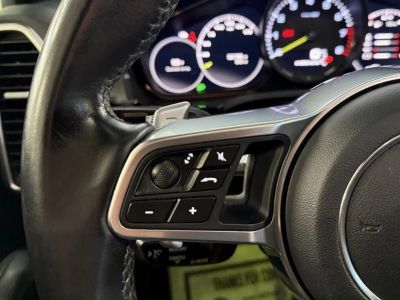 2020 Porsche Cayenne — photo 26 view