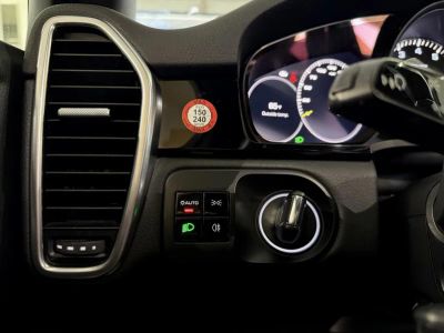 2020 Porsche Cayenne — photo 27 view