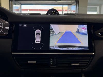 2020 Porsche Cayenne — photo 16 view