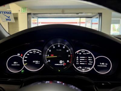 2020 Porsche Cayenne — photo 14 view