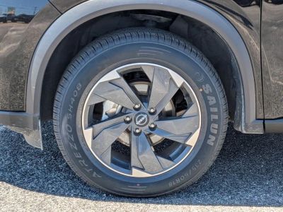 2024 Nissan Rogue — photo 9 view