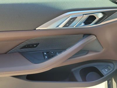 2026 BMW 4 Series — photo 10 view
