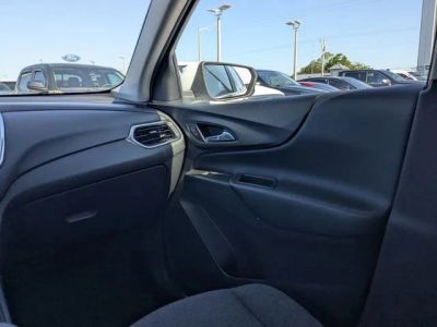 2022 Chevrolet Equinox — photo 16 view