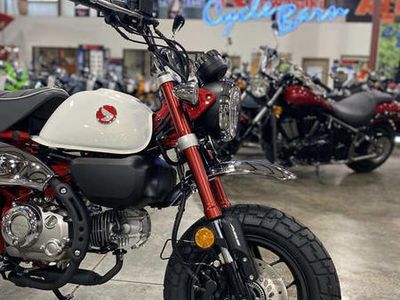 2025 Honda Monkey ABS - Photo 8