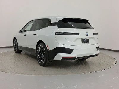 2026 2023 iX SUV - Photo 3