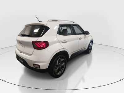2025 Hyundai Venue — photo 7 view