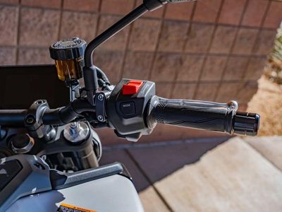2026 Yamaha MT-09 - Photo 5