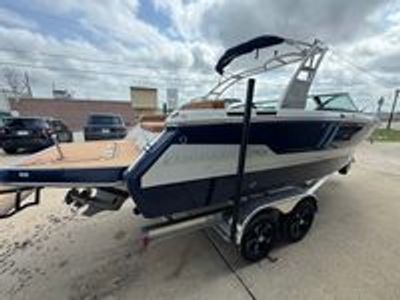 2026 Chaparral 4 SSX - Photo 4