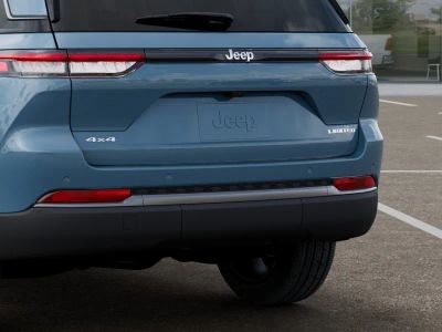 2026 Jeep Grand Cherokee — photo 13 view