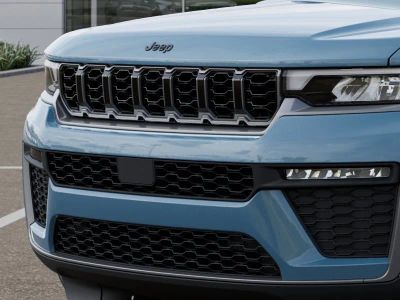 2026 Jeep Grand Cherokee — photo 11 view