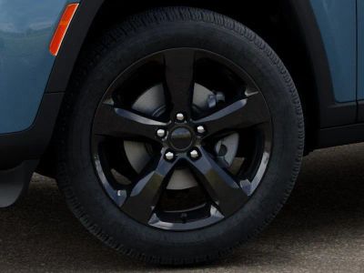2026 Jeep Grand Cherokee — photo 8 view