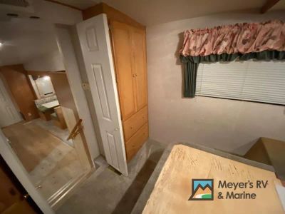 2002 Glendale Titanium — photo 15 view