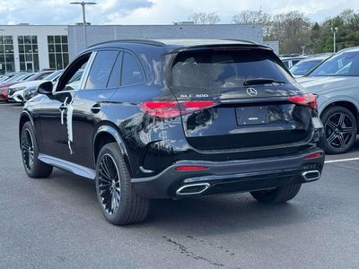 2026 Mercedes-Benz GLC - Photo 8